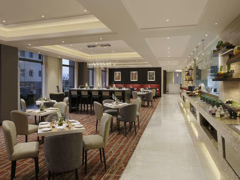Novotel Lucknow Gomti Nagar Exterior foto